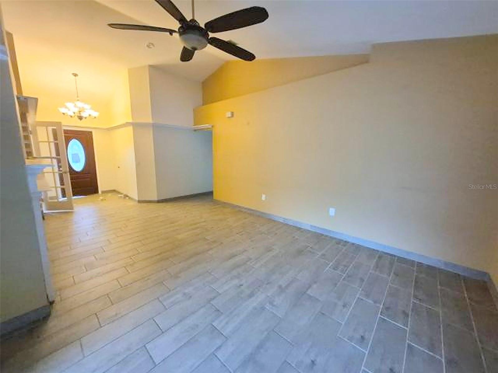 902 GREENBELT CIR