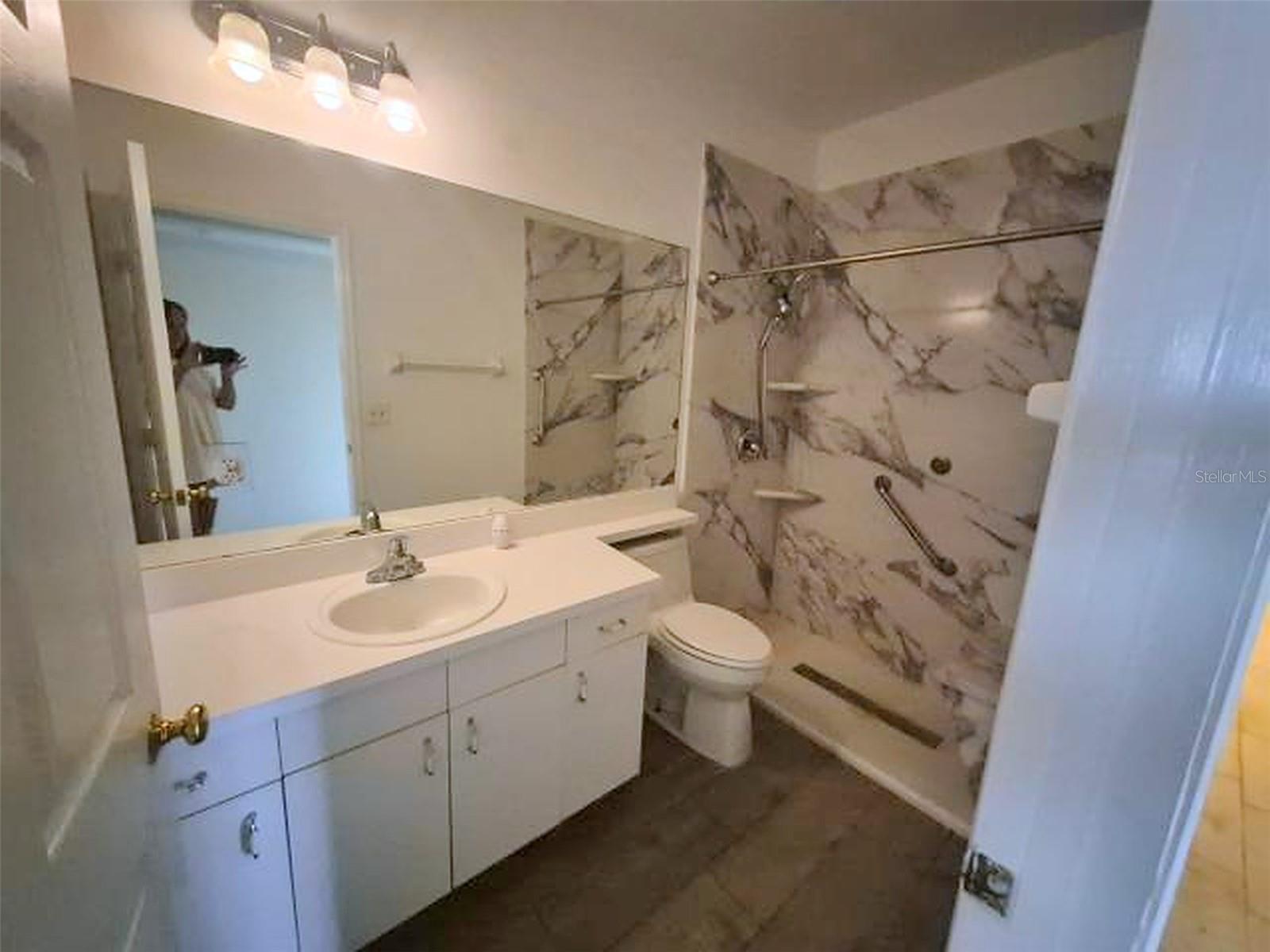902 GREENBELT CIR