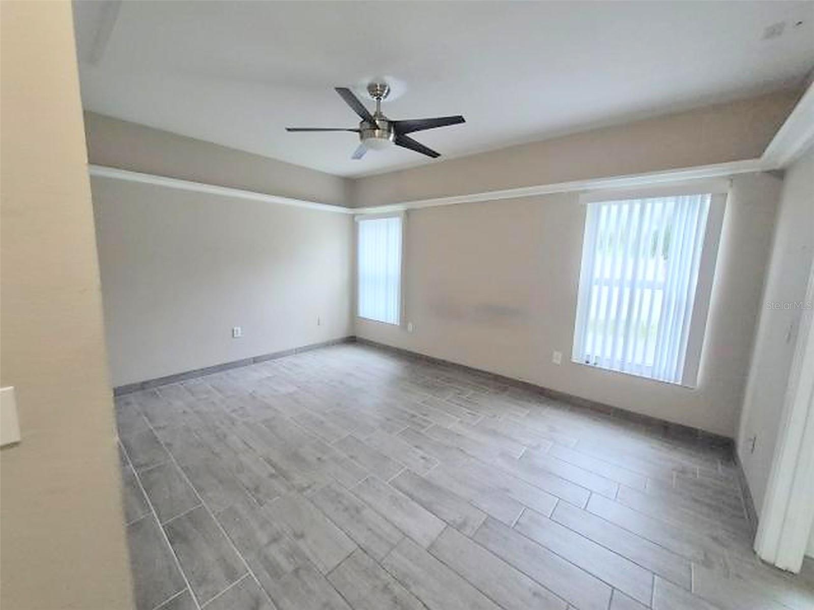 902 GREENBELT CIR