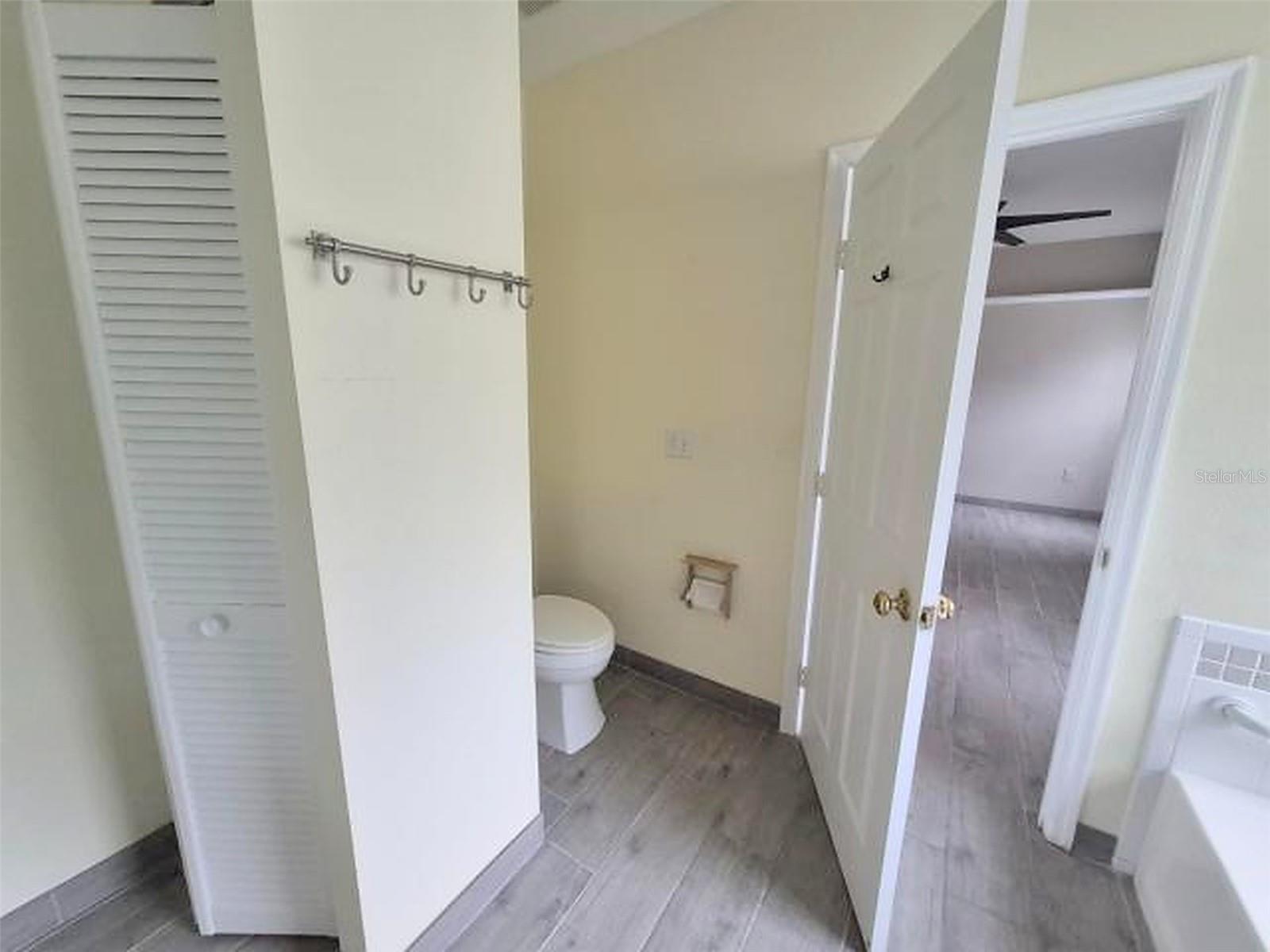 902 GREENBELT CIR