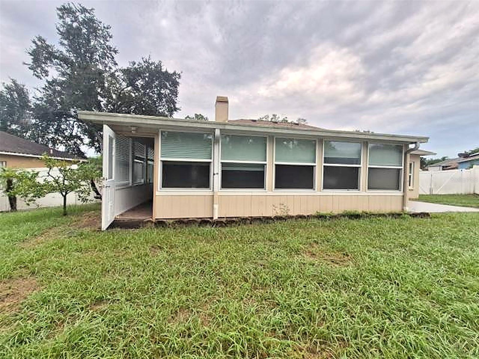 902 GREENBELT CIR