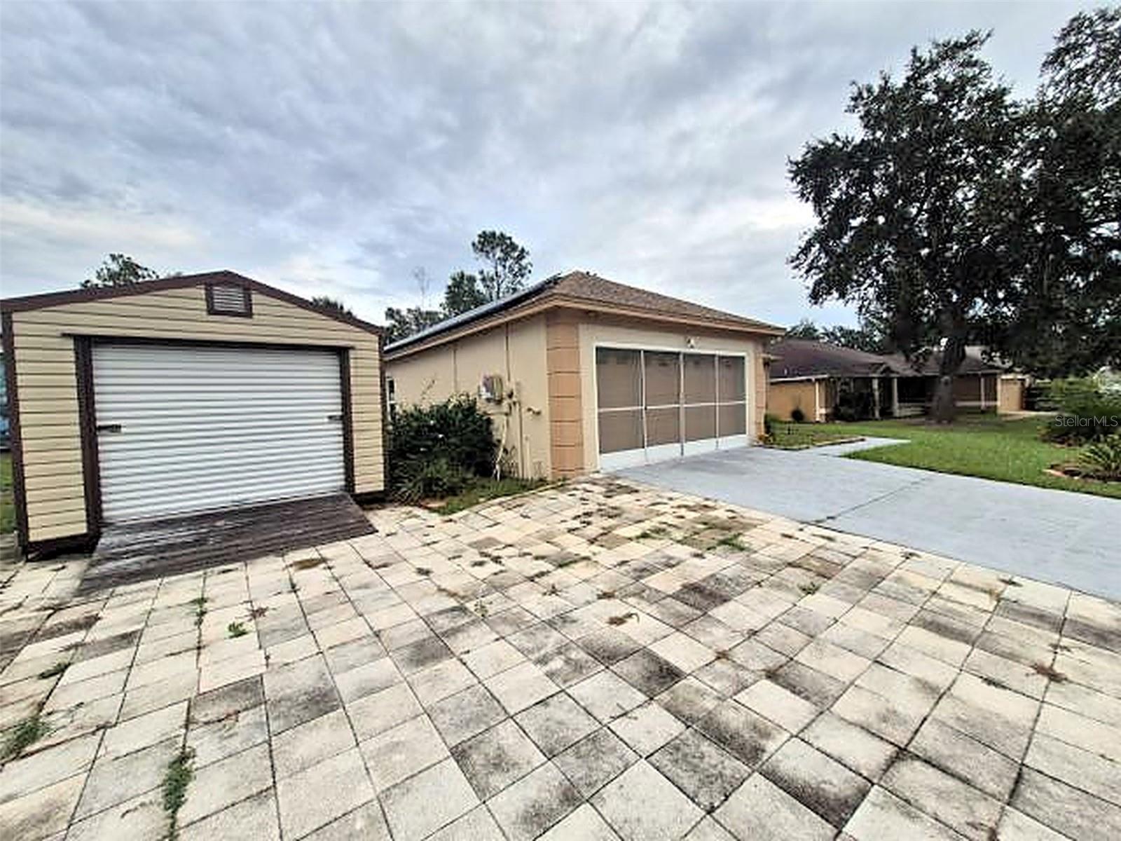 902 GREENBELT CIR
