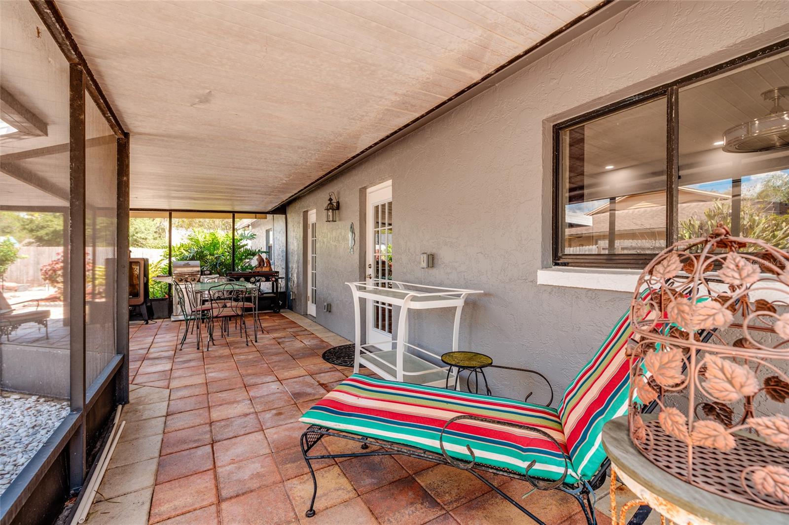 23208 SIERRA RD