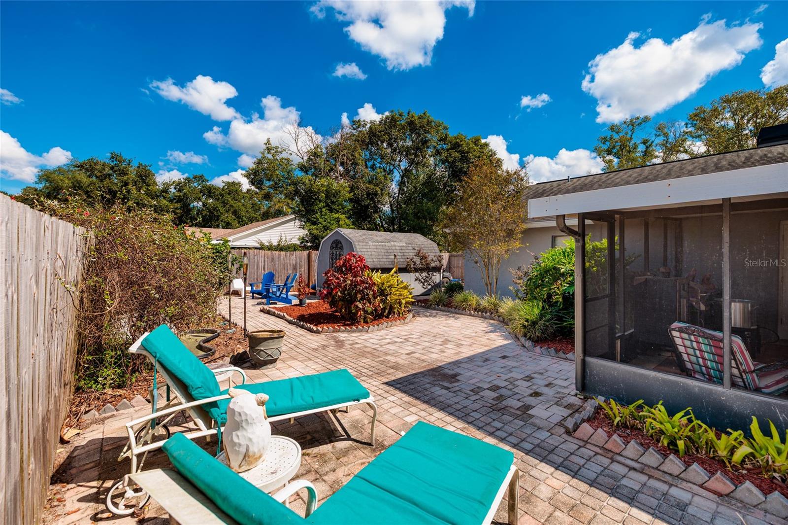 23208 SIERRA RD