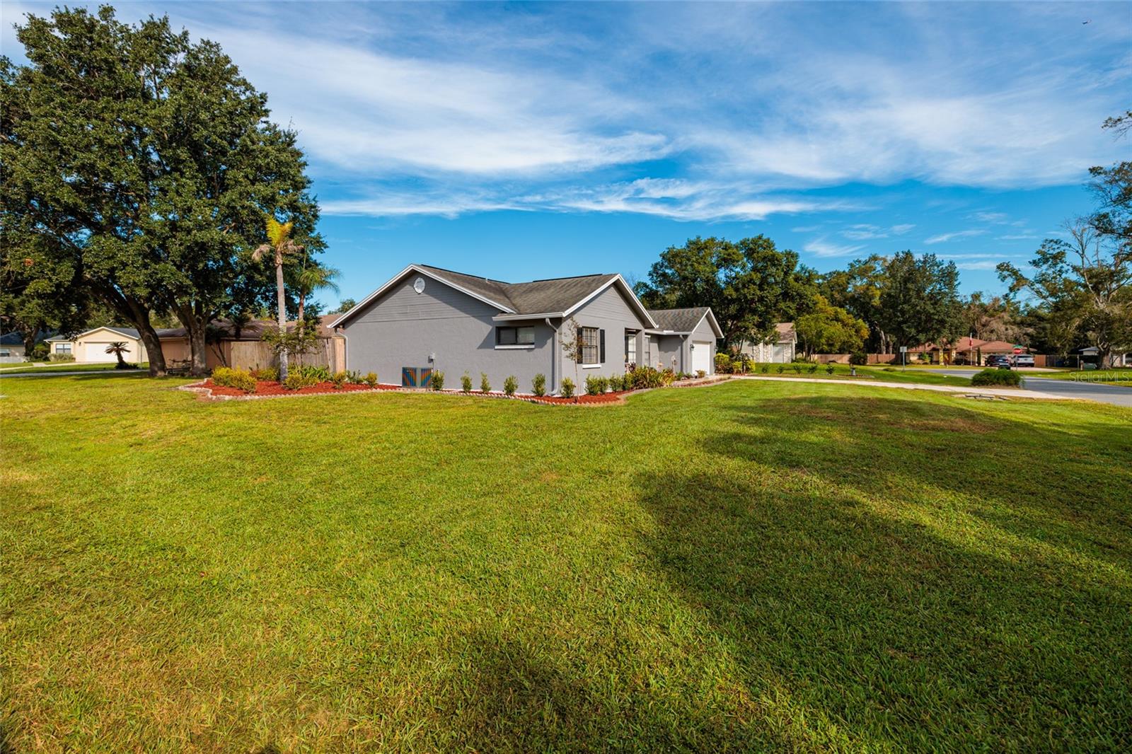 23208 SIERRA RD