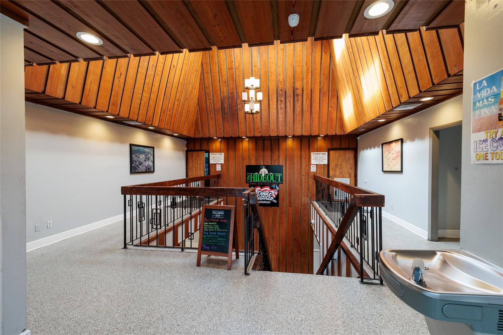 23208 SIERRA RD