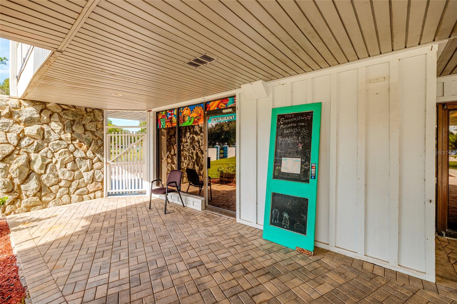23208 SIERRA RD
