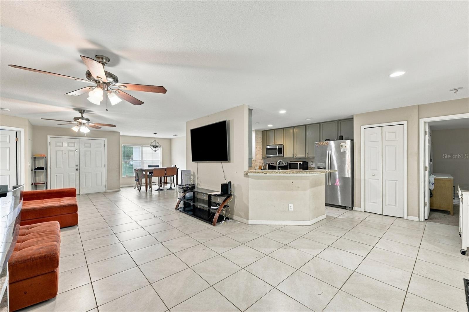 7405 MIRACLE LN