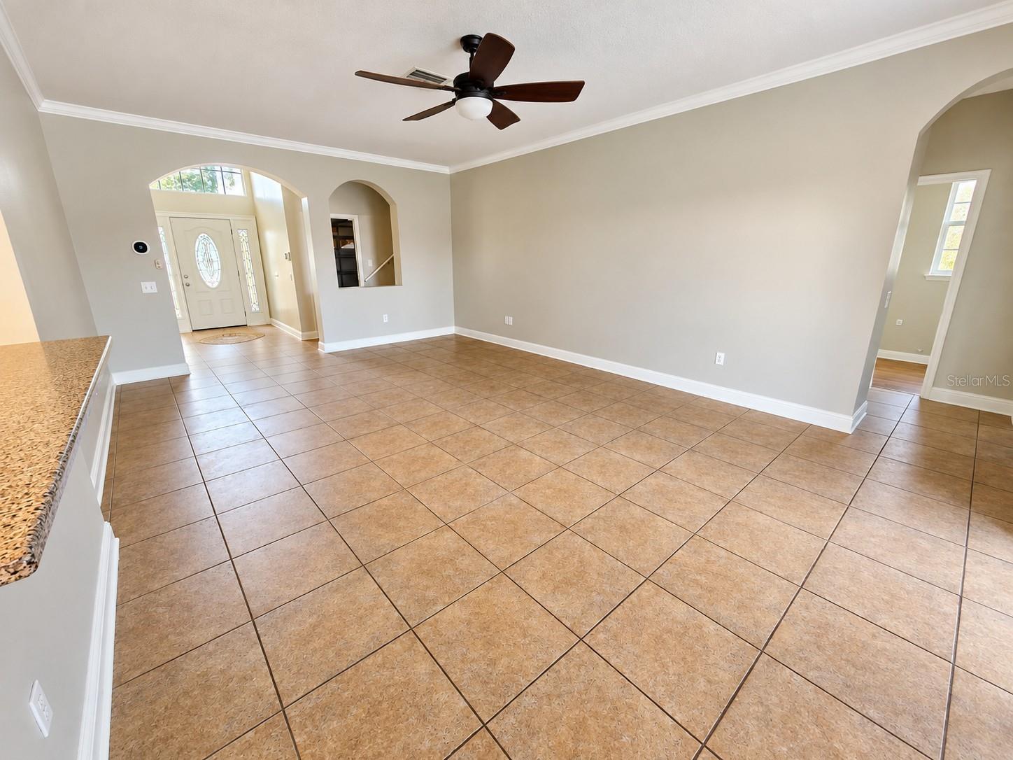 1753 OPEN FIELD LOOP