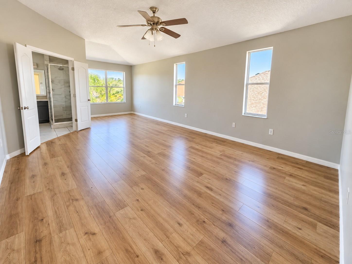 1753 OPEN FIELD LOOP