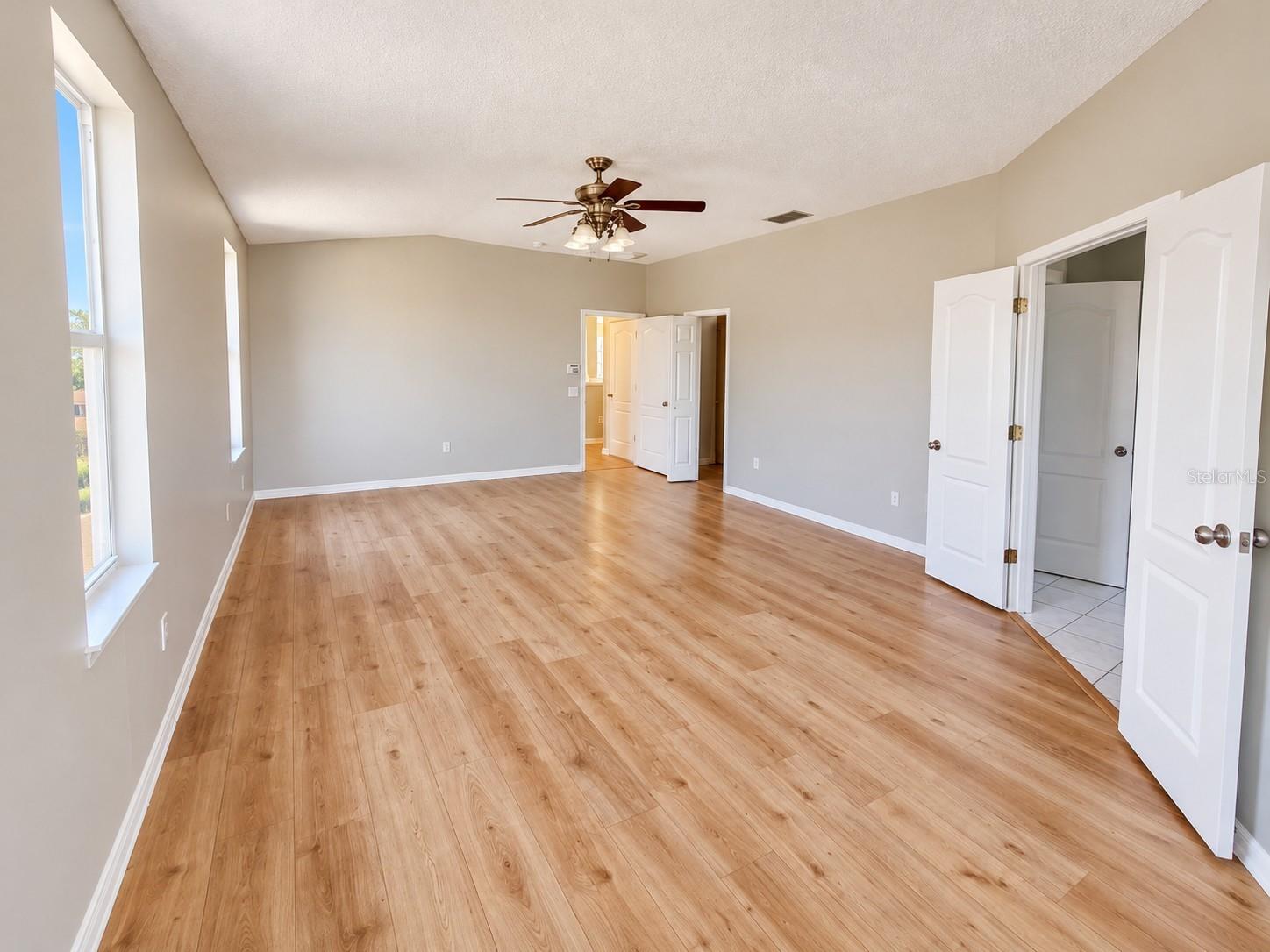 1753 OPEN FIELD LOOP