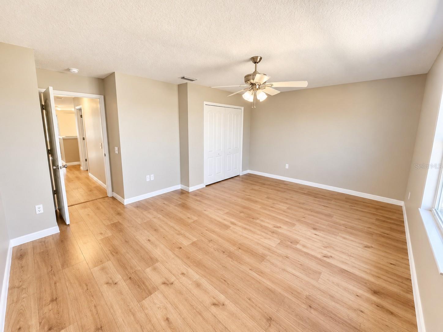 1753 OPEN FIELD LOOP