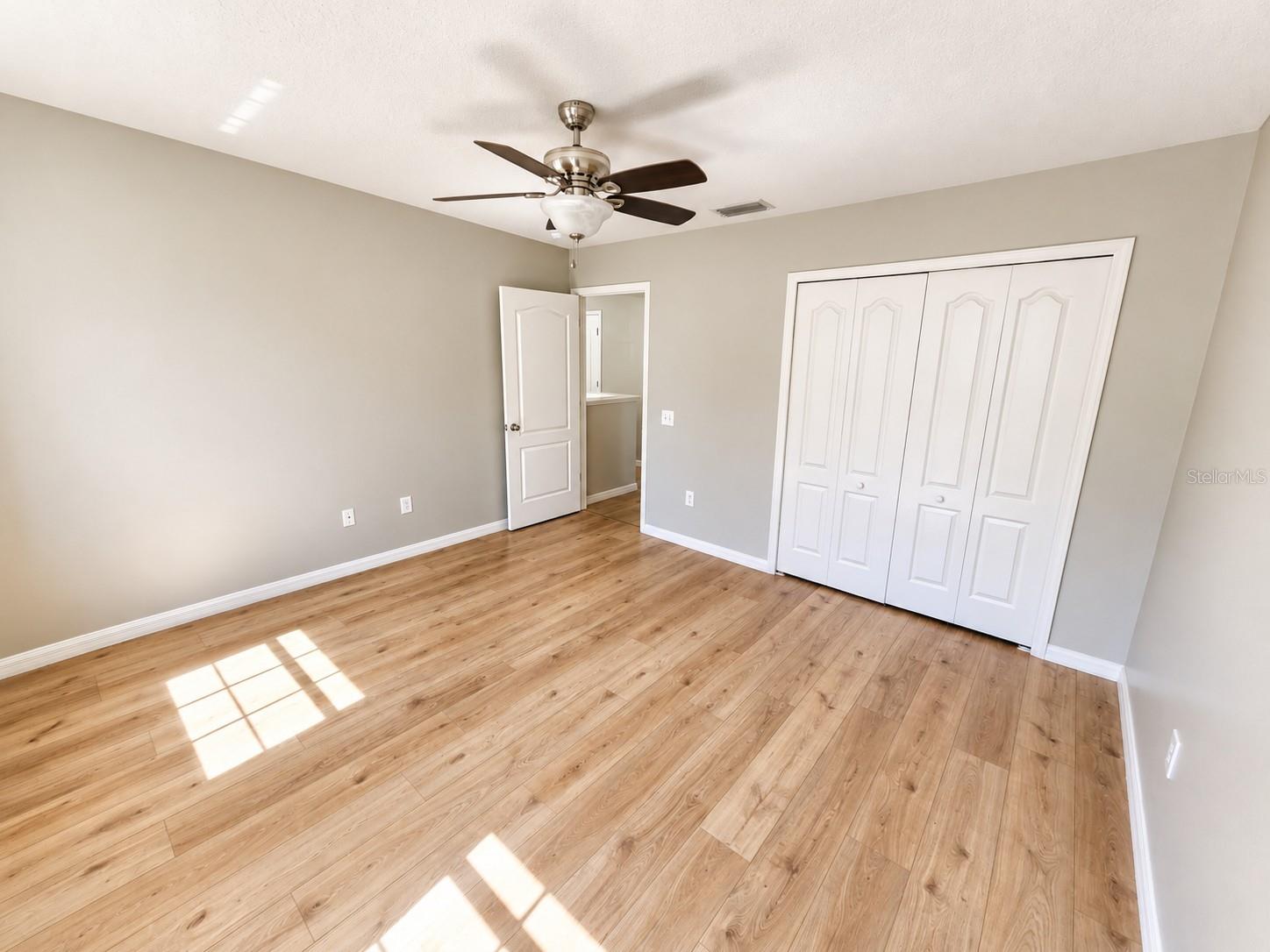 1753 OPEN FIELD LOOP