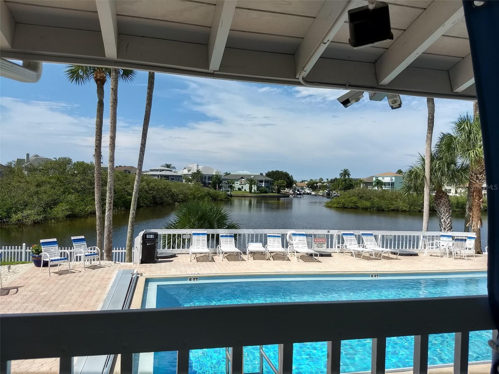6522 SAND SHORE LN
