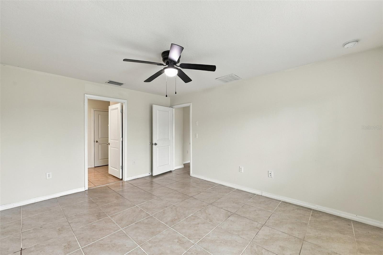 7980 BROAD POINTE DR