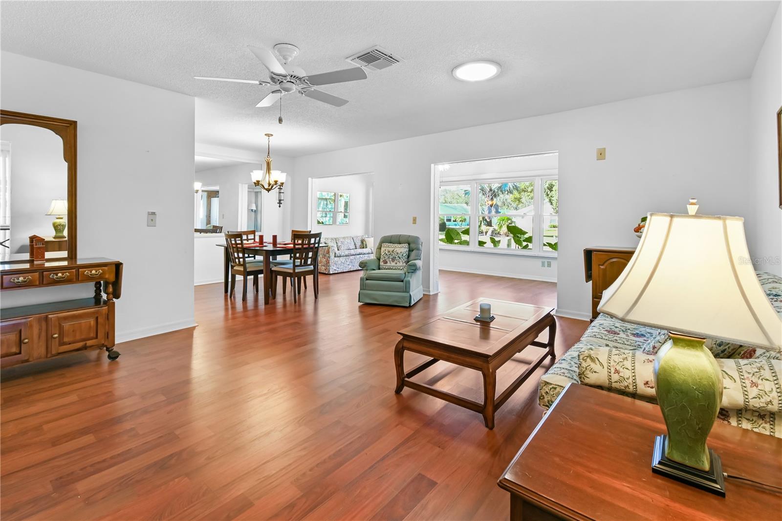 2346 GAINESBOROUGH LOOP #211