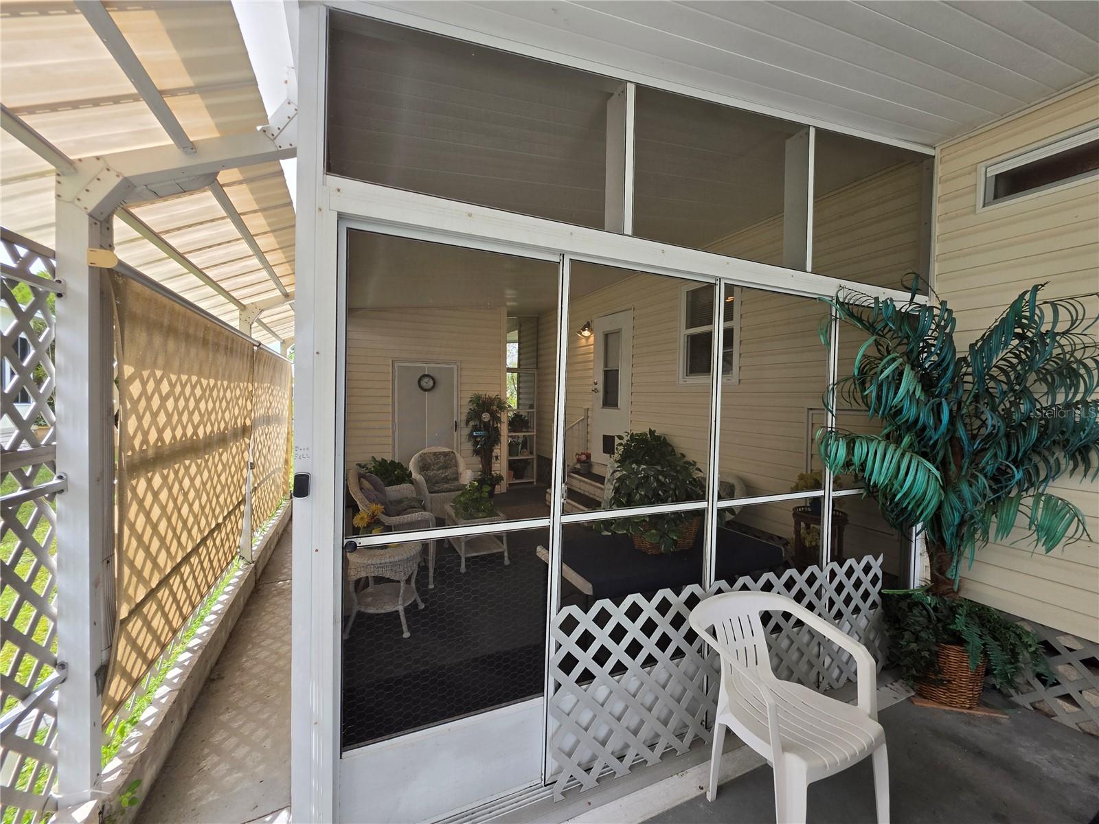 5293 POINCIANA CIR