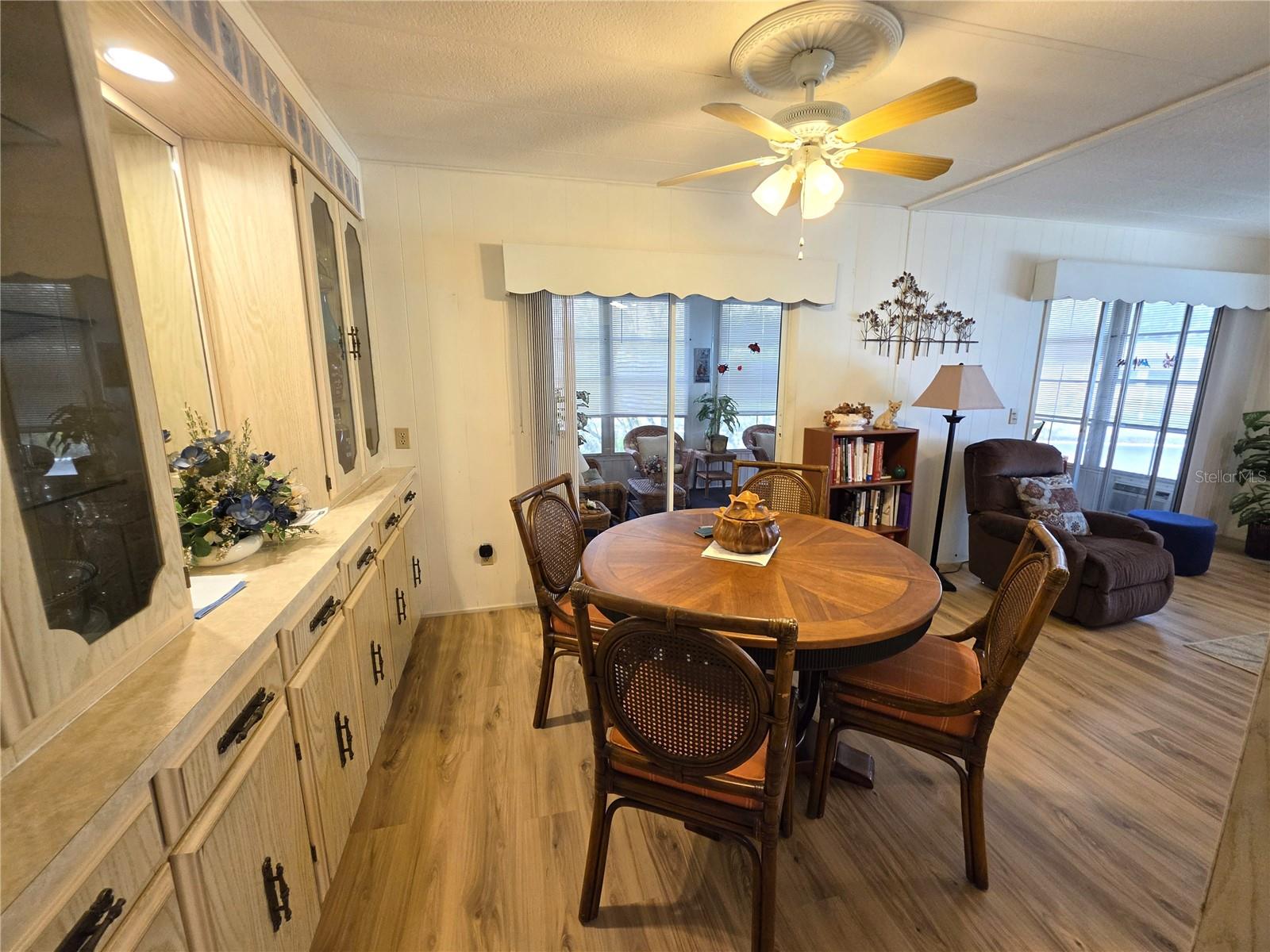 5293 POINCIANA CIR