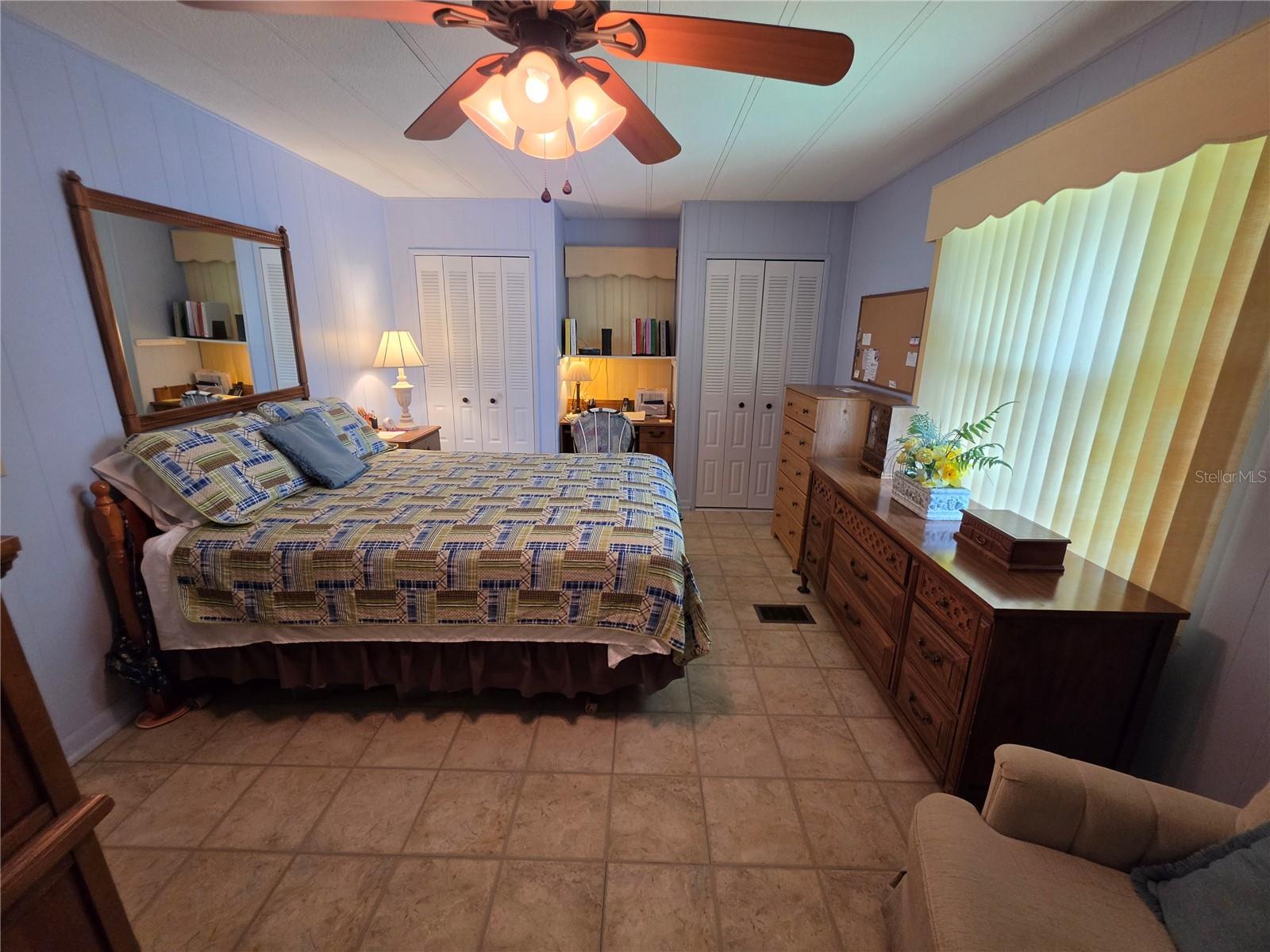 5293 POINCIANA CIR