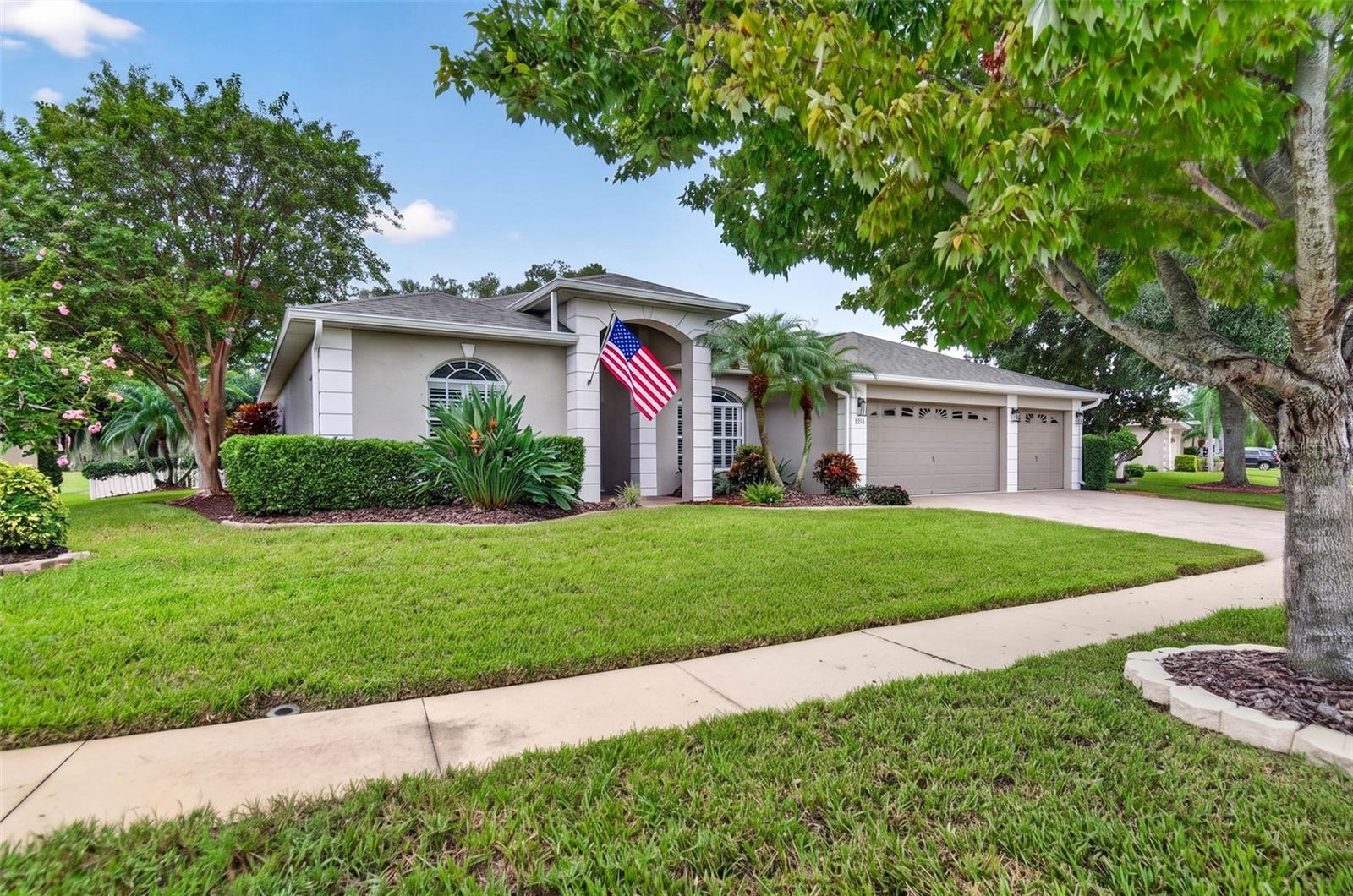 3825 SALIDA DELSOL DR