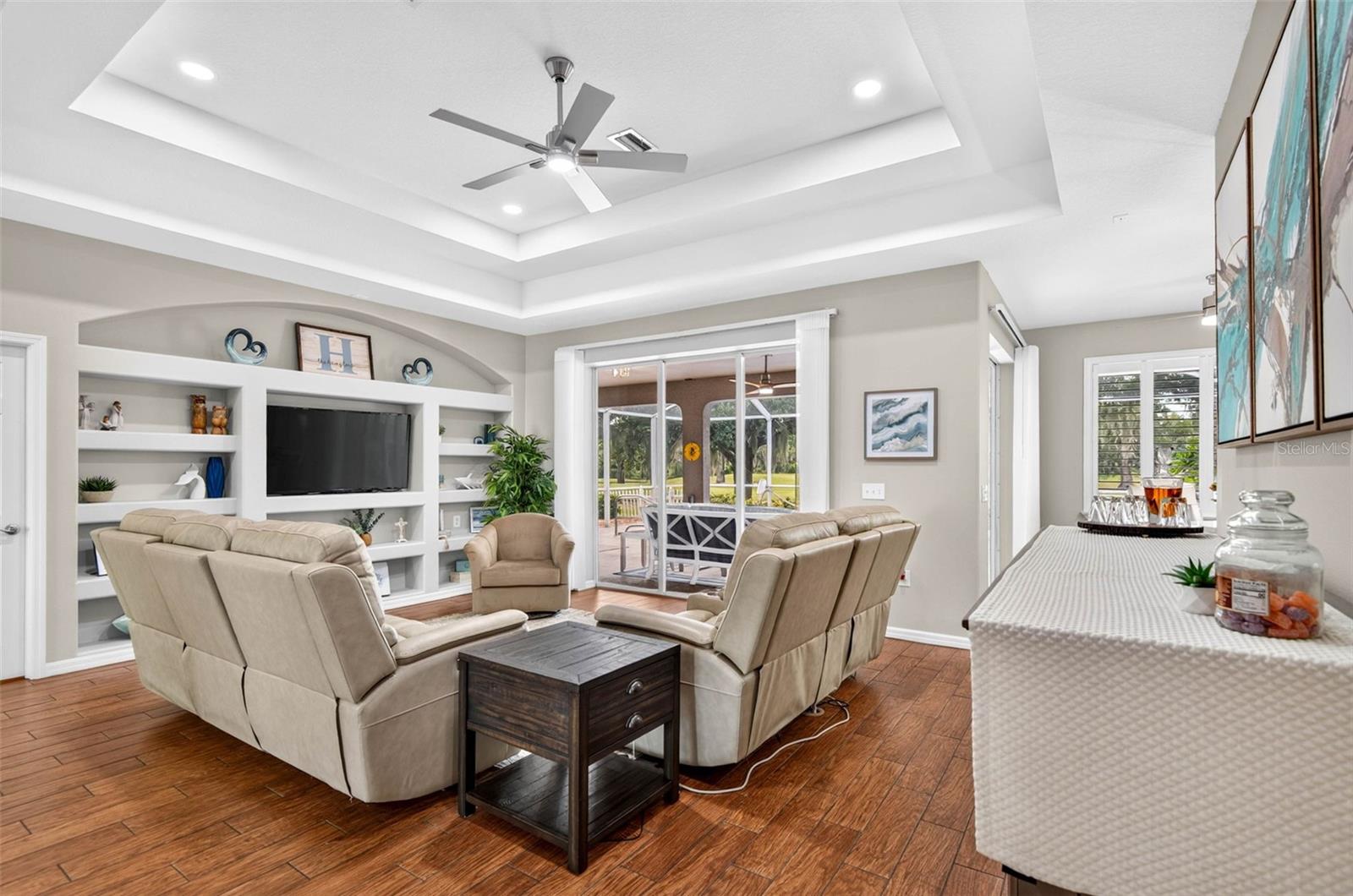 3825 SALIDA DELSOL DR