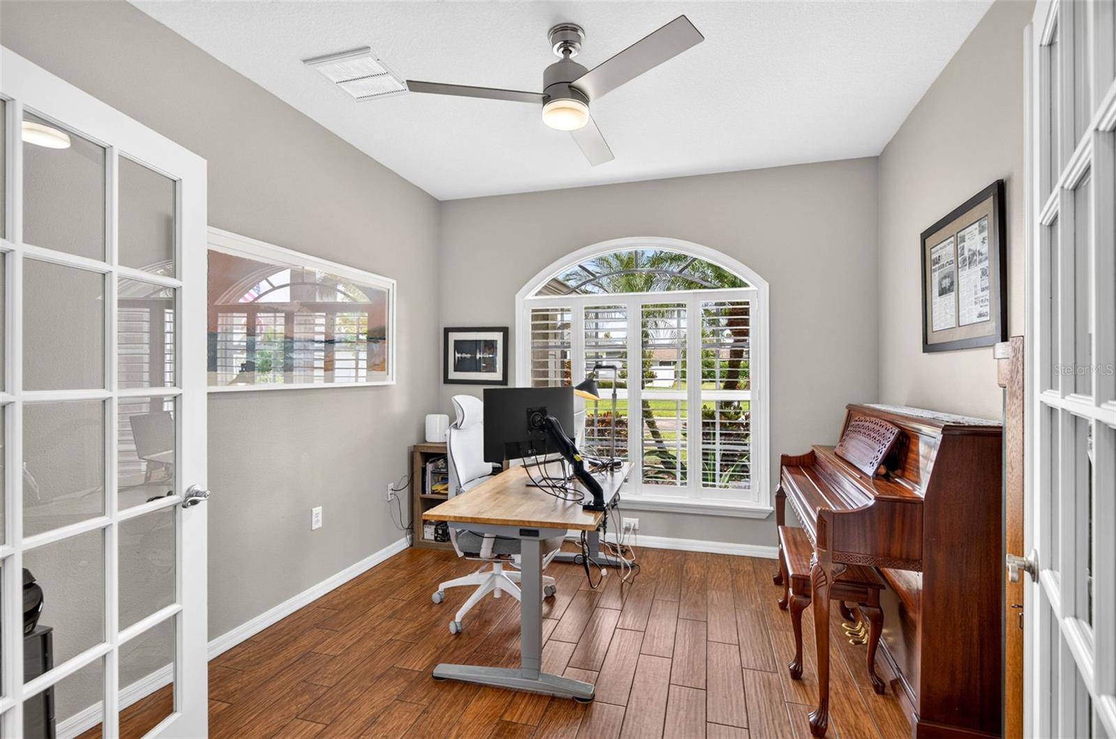3825 SALIDA DELSOL DR