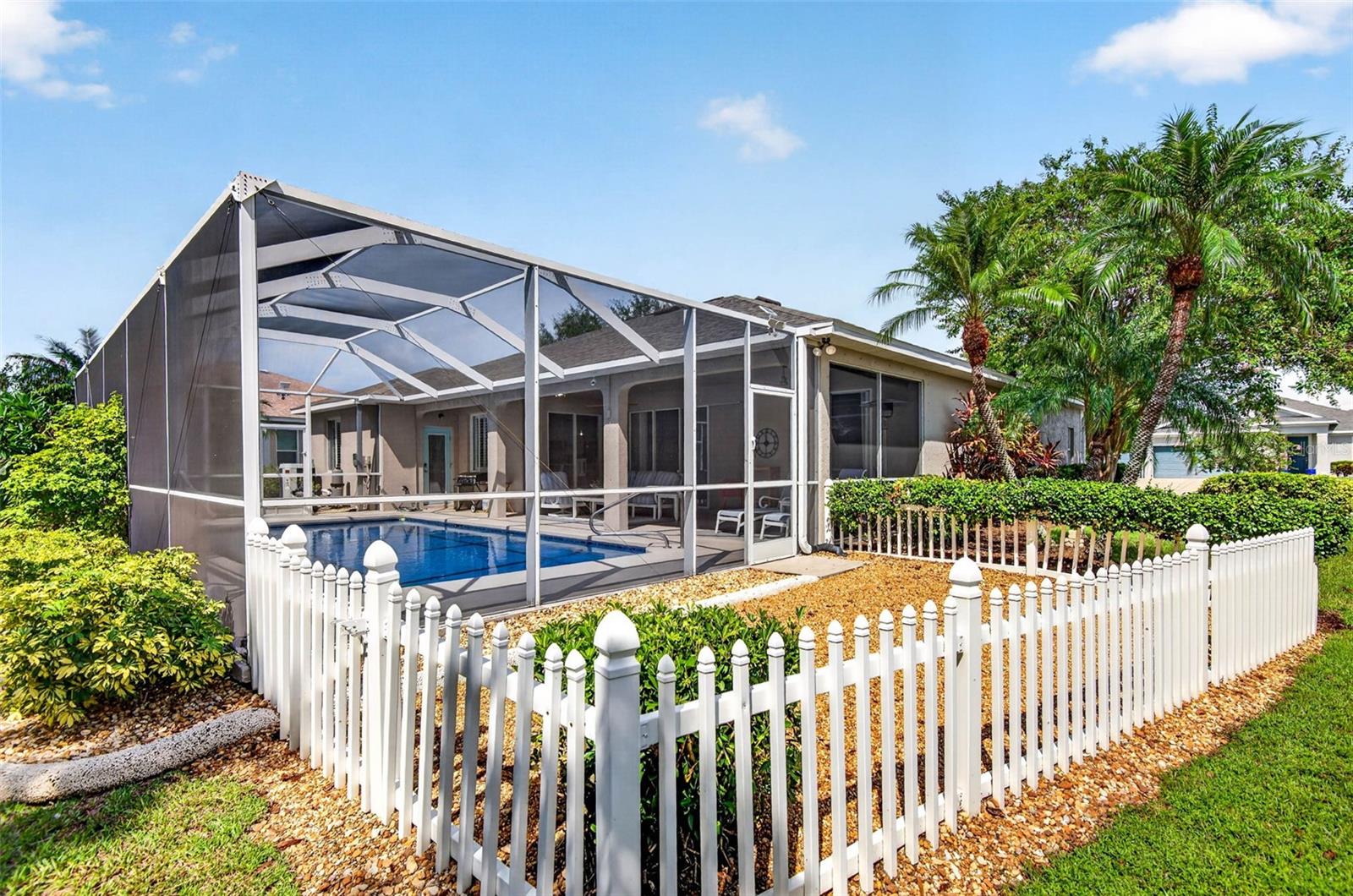 3825 SALIDA DELSOL DR