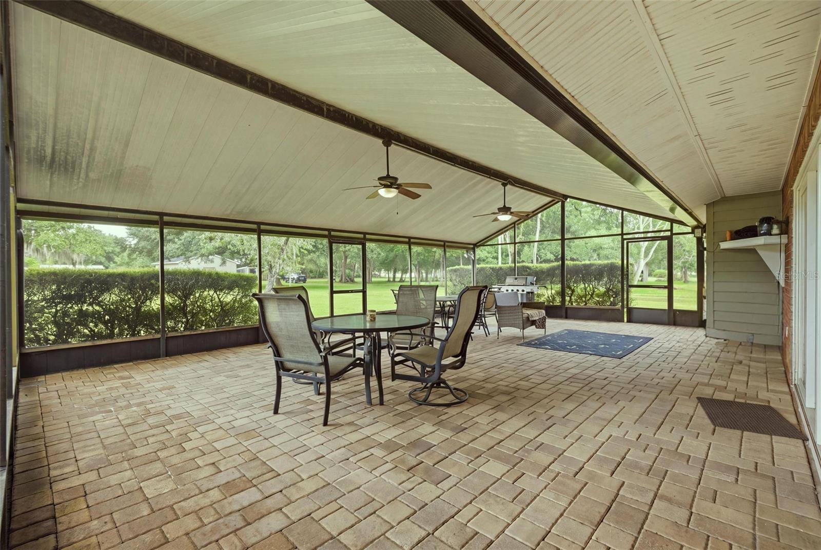 17501 LAKESHORE RD
