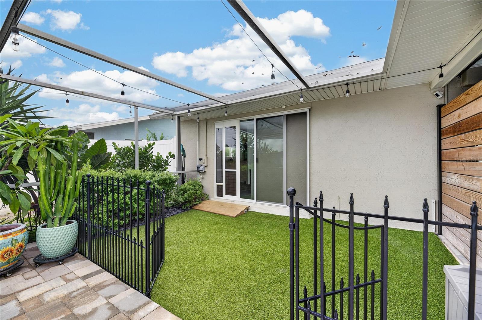 6510 SOLITAIRE PALM WAY