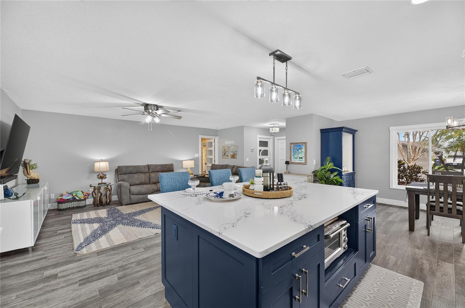 6510 SOLITAIRE PALM WAY
