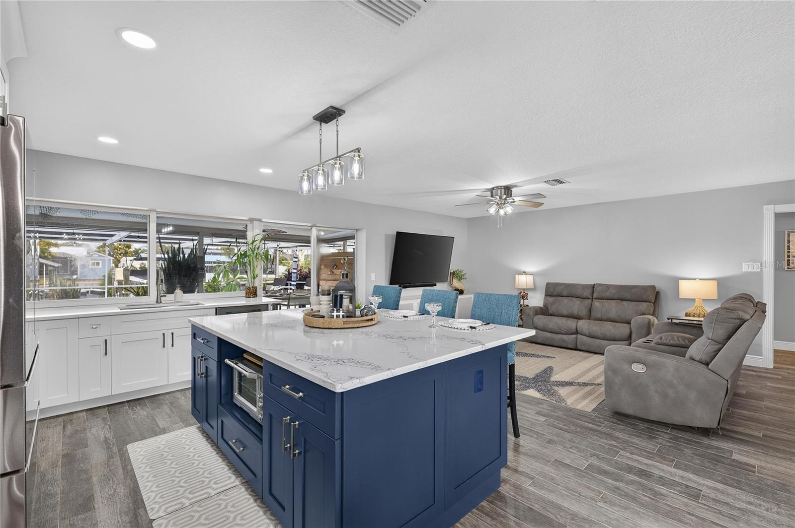 6510 SOLITAIRE PALM WAY