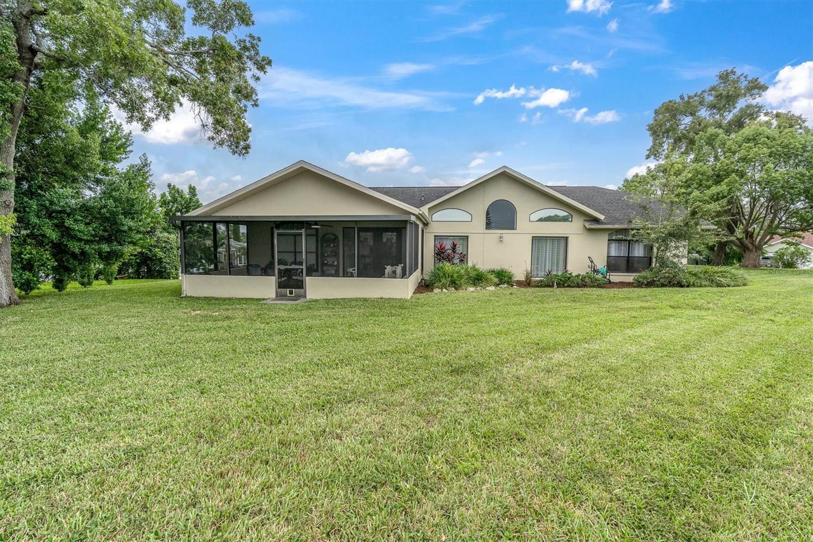 8721 LATHAM LN