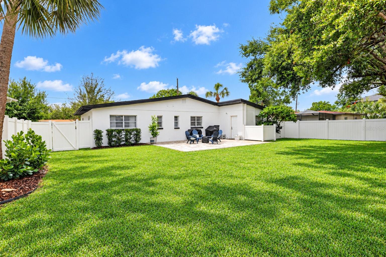 2913 W ELROD AVE