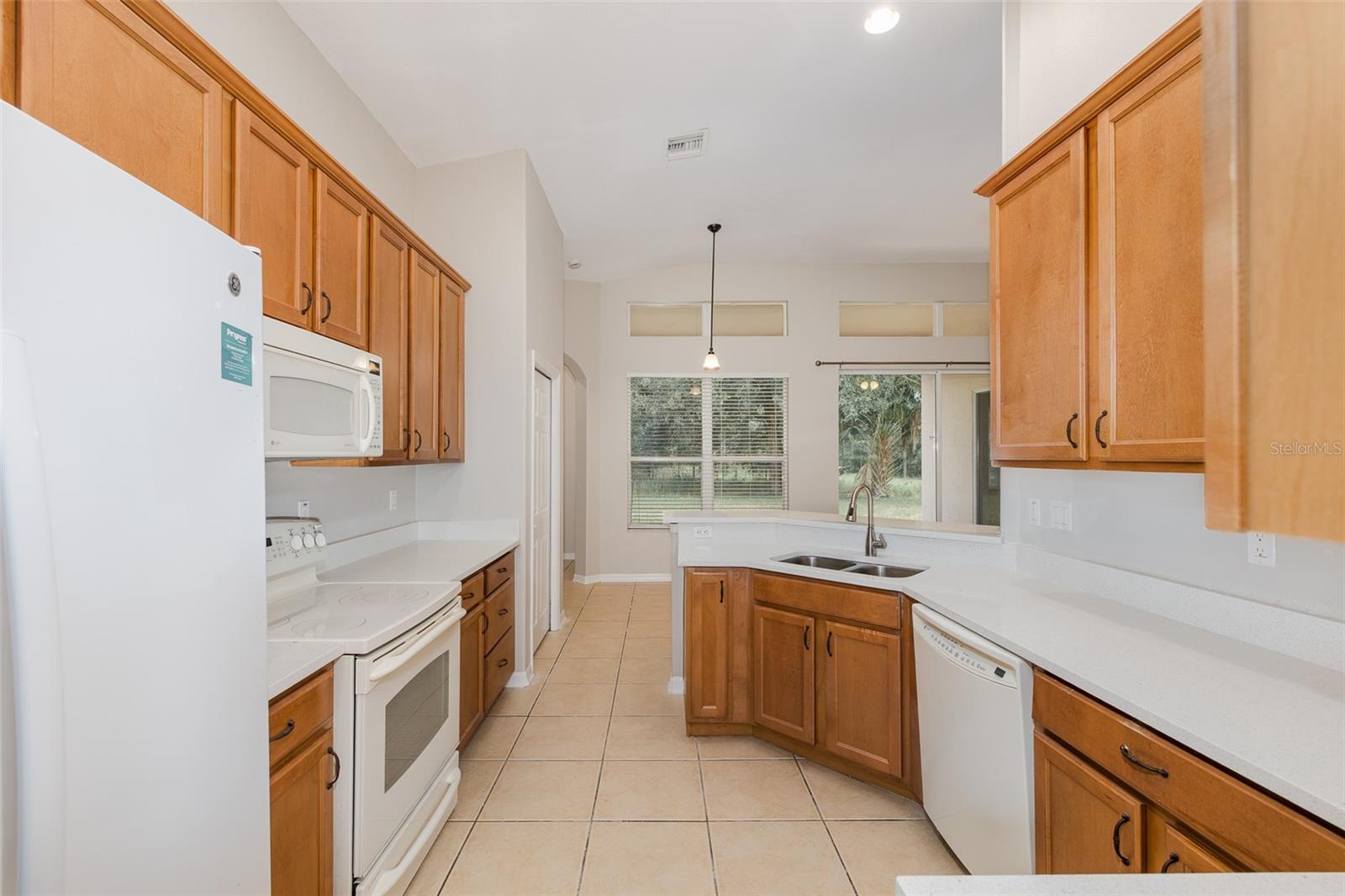 5815 JUSTICIA LOOP