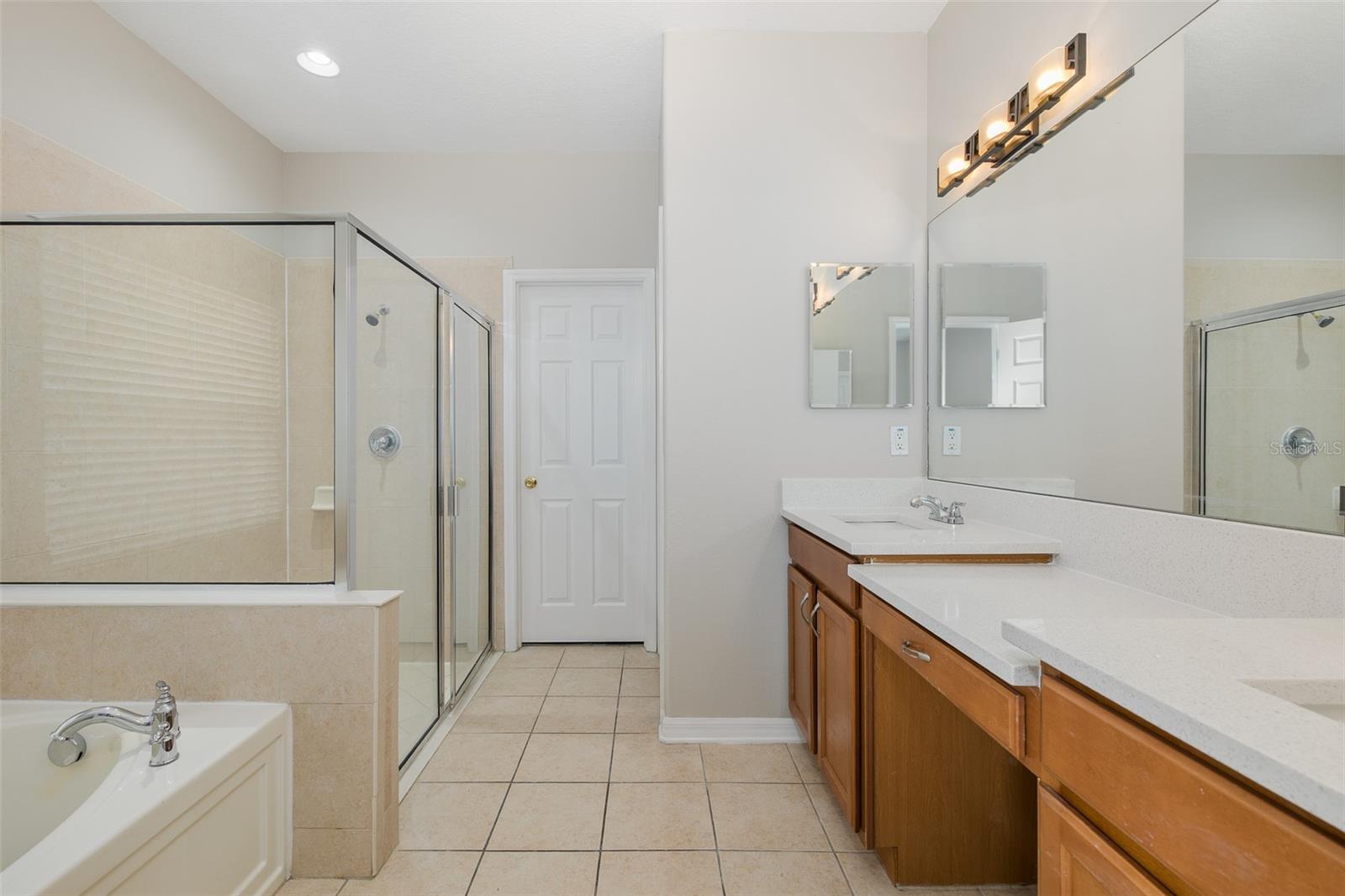 5815 JUSTICIA LOOP