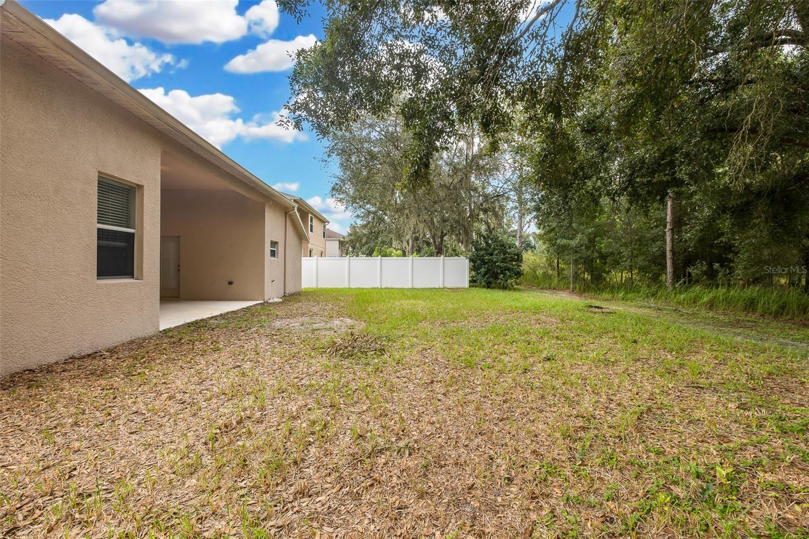 5815 JUSTICIA LOOP