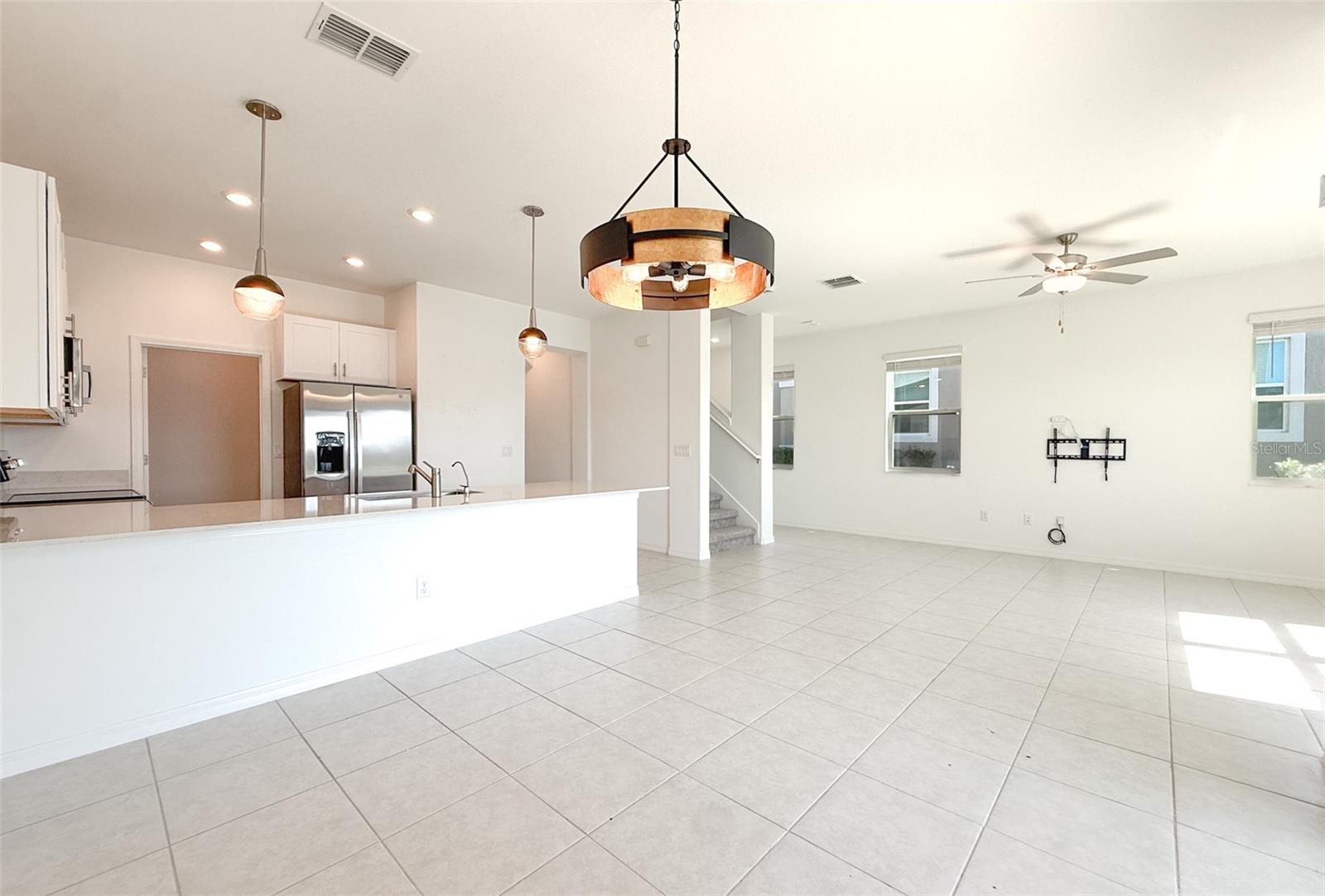 32106 POP ASH PL