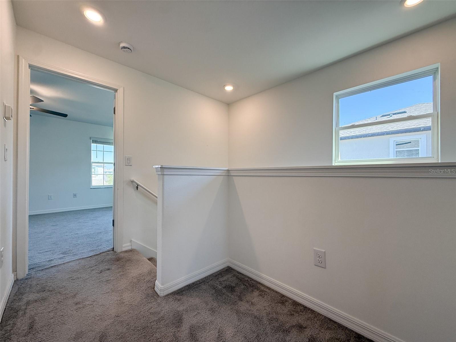 32106 POP ASH PL
