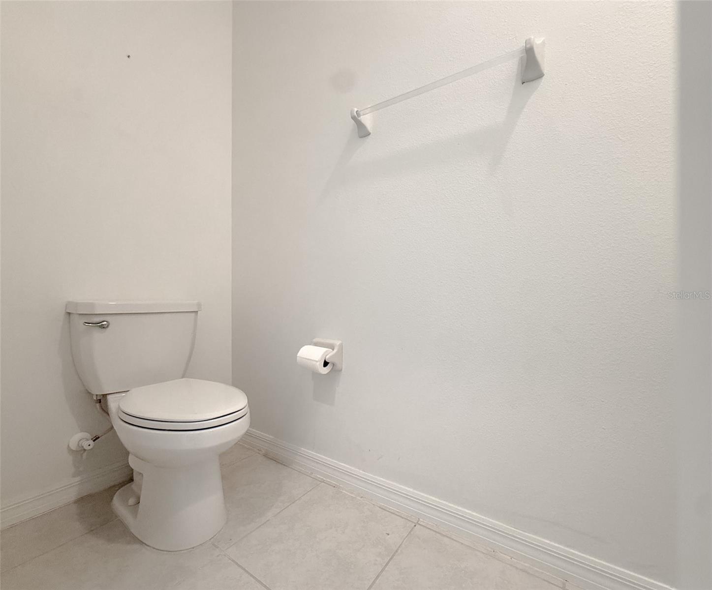 32106 POP ASH PL