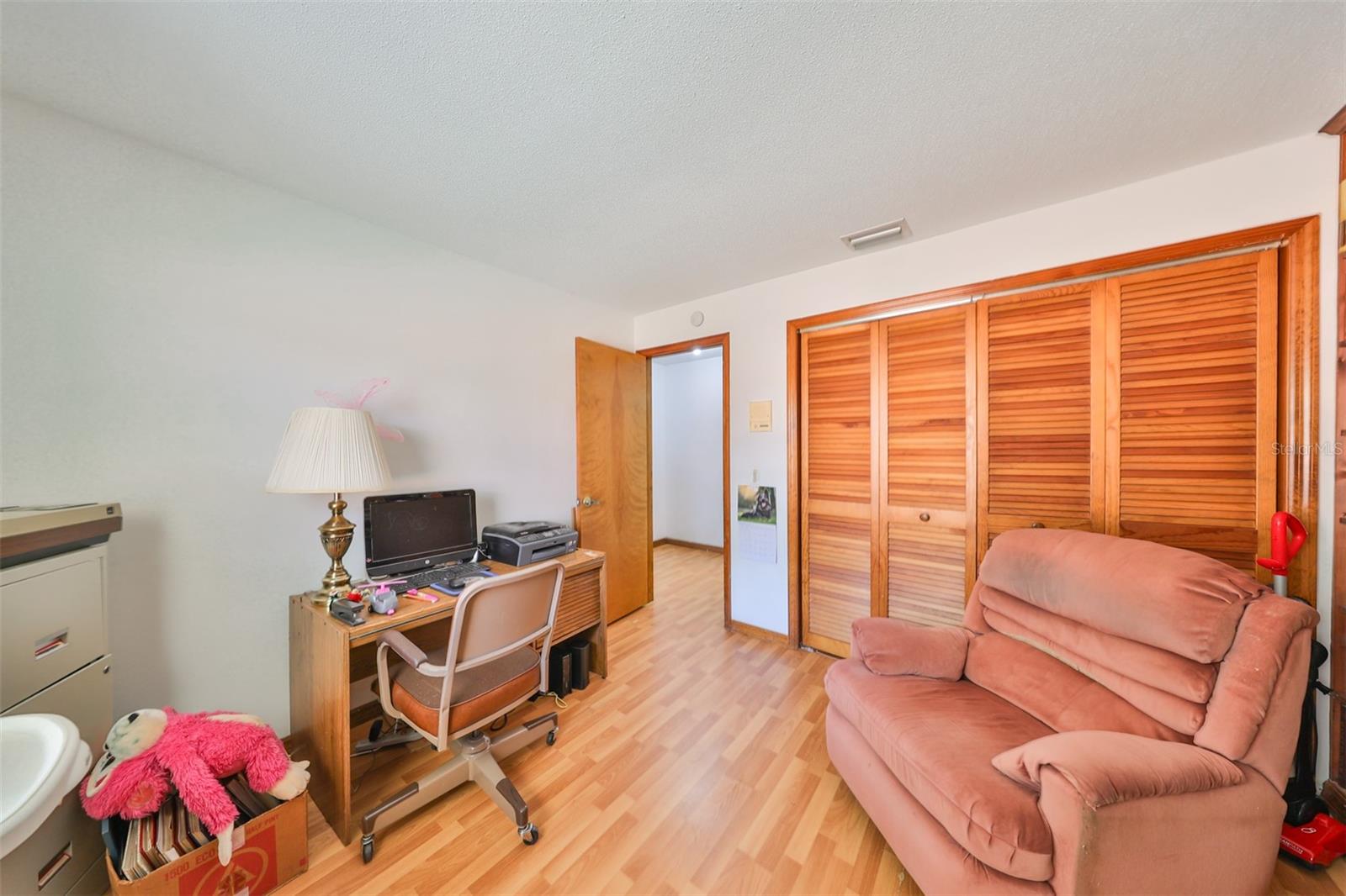 2609 MANOR OAK DR