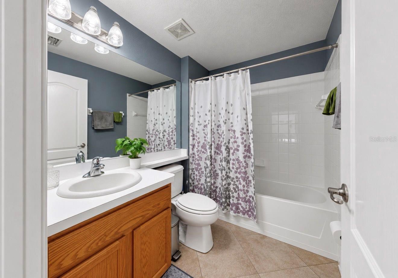 7746 CARRIAGE POINTE DR