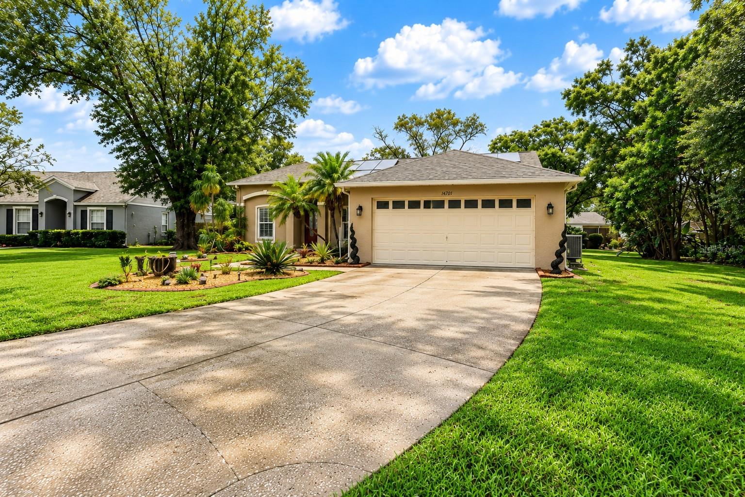 14701 REDCLIFF DR
