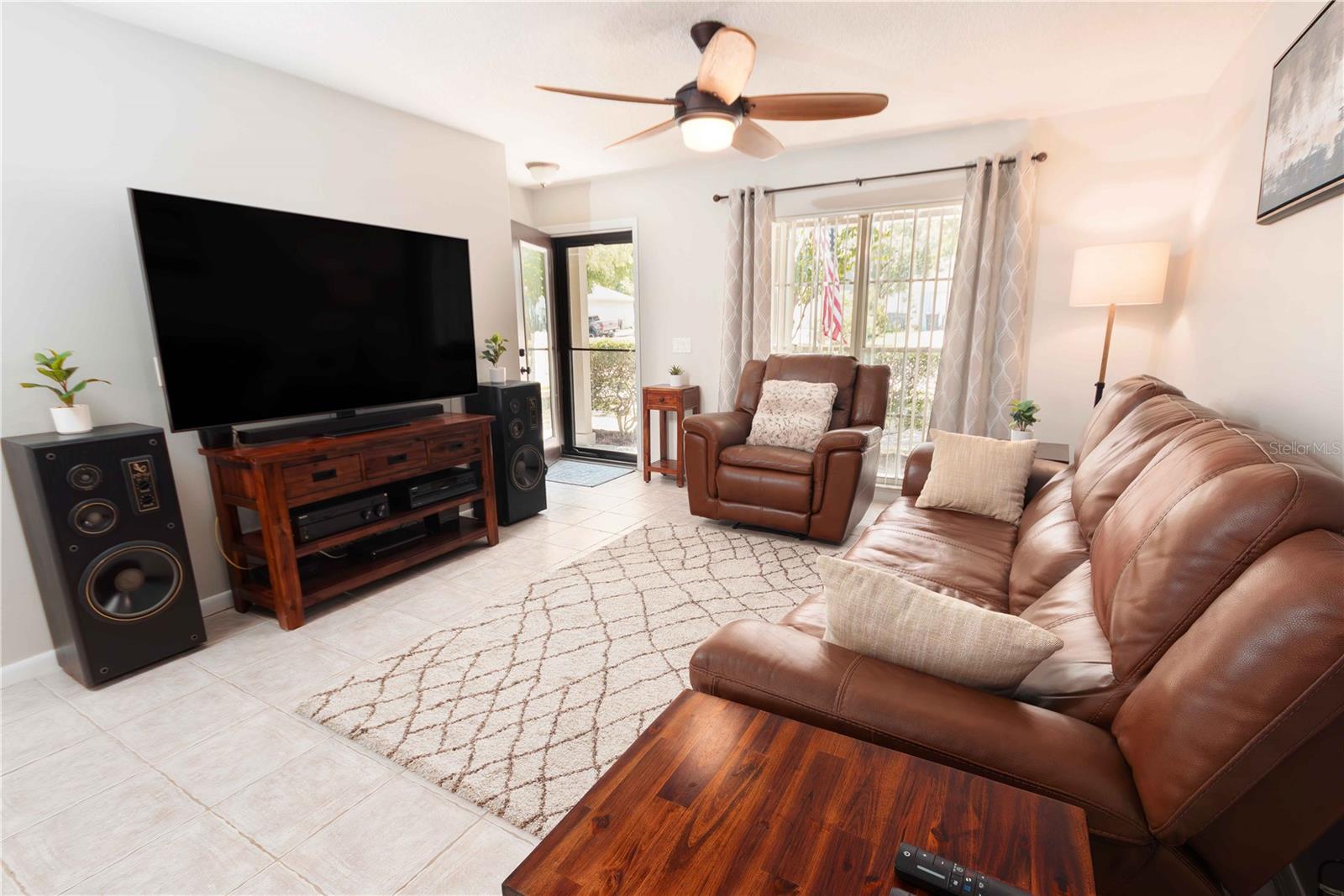 4311 COUNTY BREEZE DR