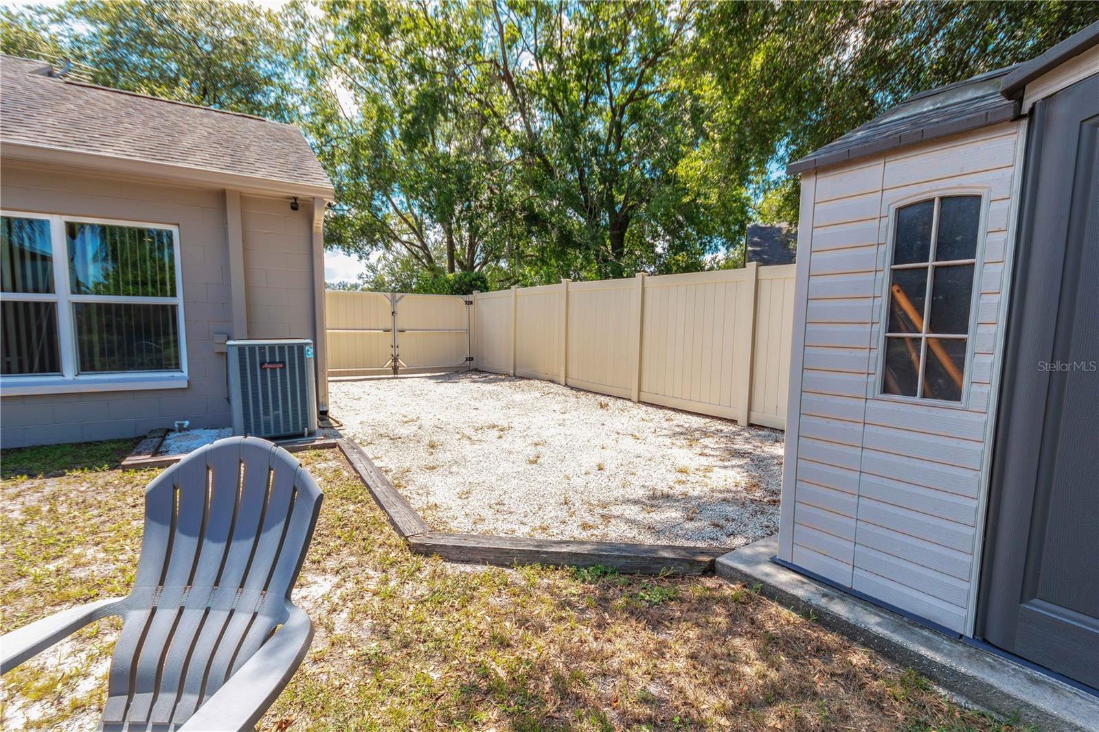4311 COUNTY BREEZE DR