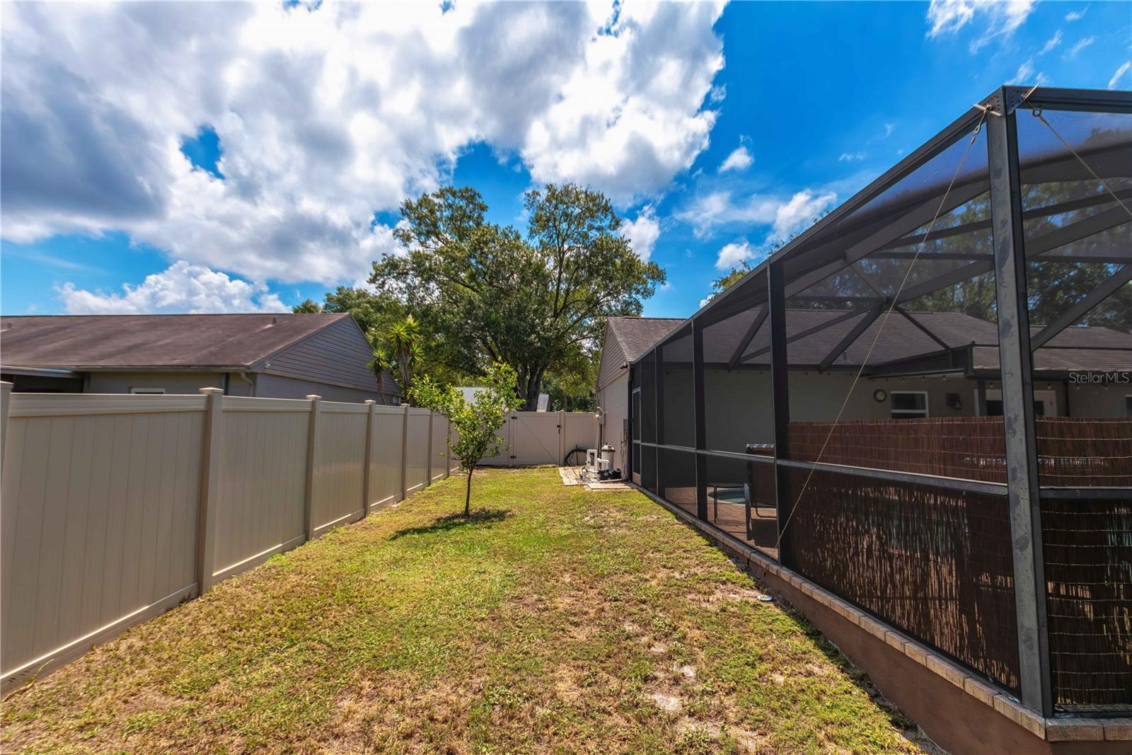 4311 COUNTY BREEZE DR