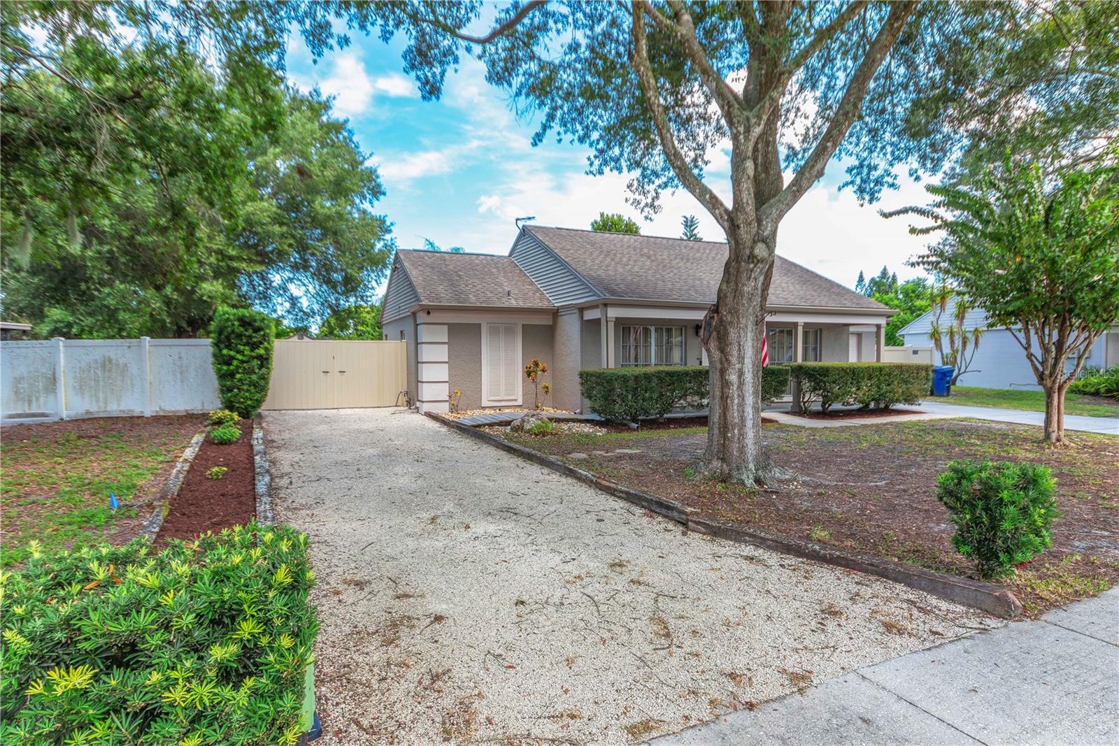 4311 COUNTY BREEZE DR