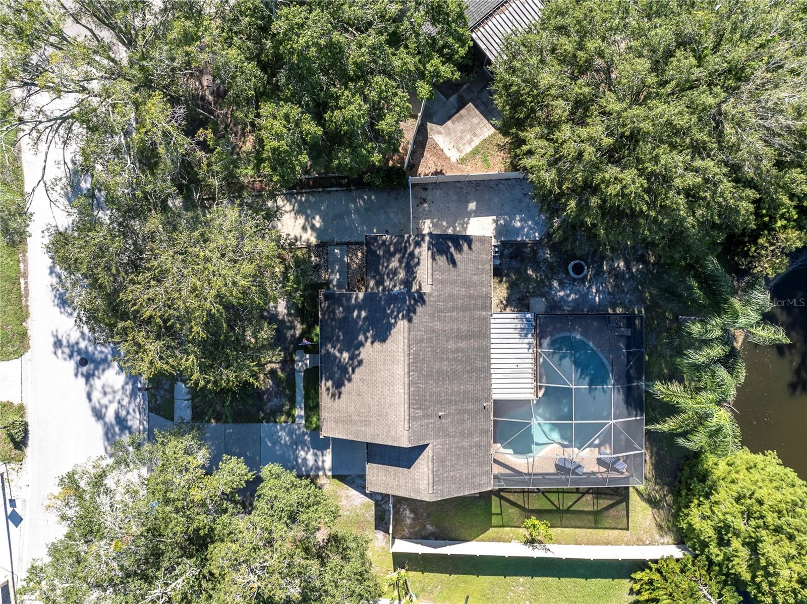4311 COUNTY BREEZE DR
