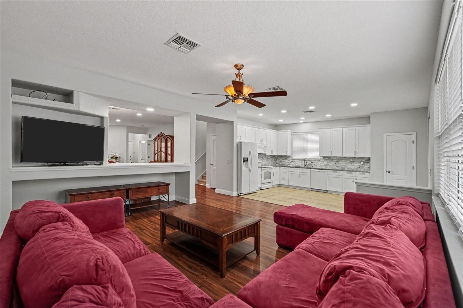 17511 GLENAPP DR