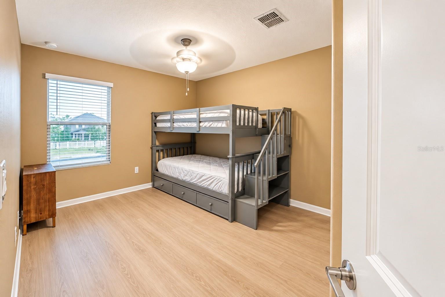 9653 ASHWORTH PL