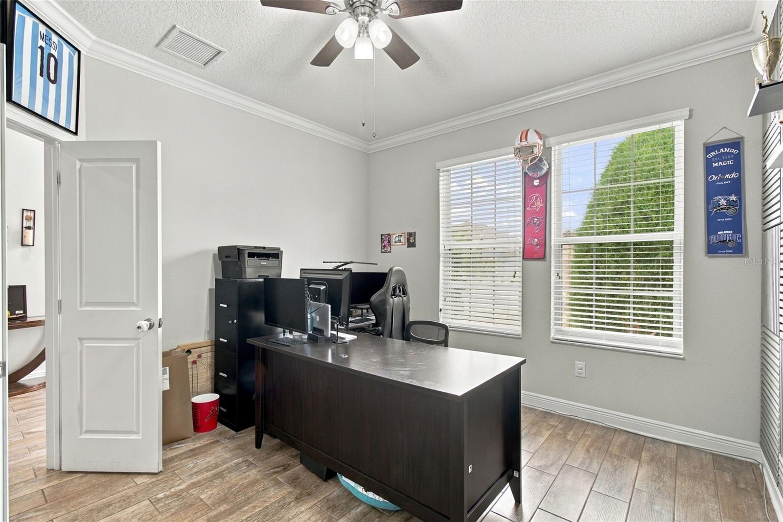 1015 TRACEY ANN LOOP